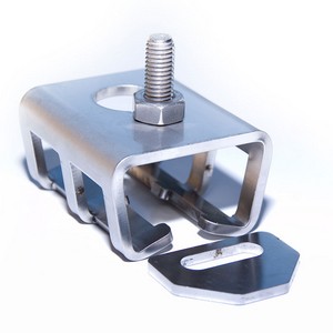 Quick Release 3 - 4WD Lighting Mounts & Setup